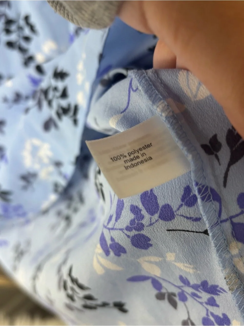 Lane Bryant Blue Floral V-Neck Balloon Sleeve Top Size 14 - Picture 5 of 6